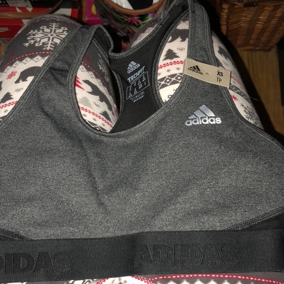 adidas Other - Sports bra